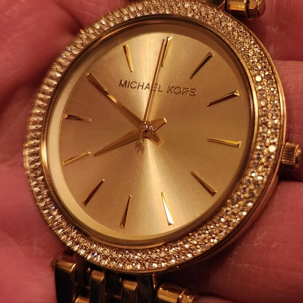 Michael kors watch - Picture 2 of 5
